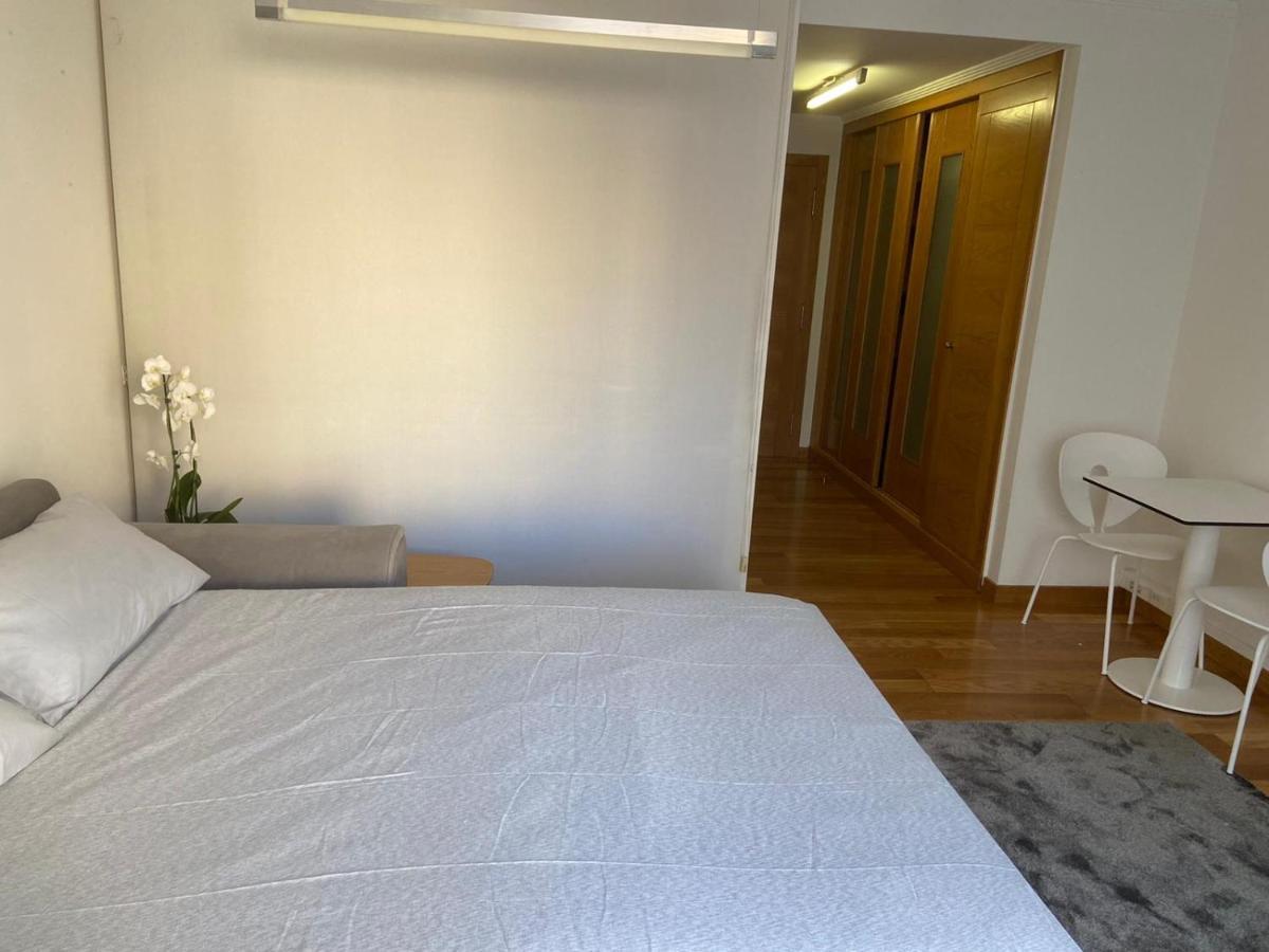 Estudio Parking Centro Puerta Del Sol Виго Экстерьер фото